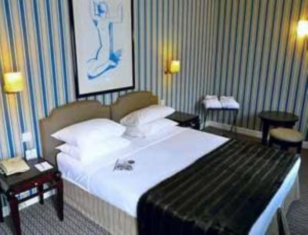 فندق باريسفي  فندق بوميه الغرفة الصورة